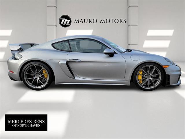 2022 porsche 718 cayman gt4
