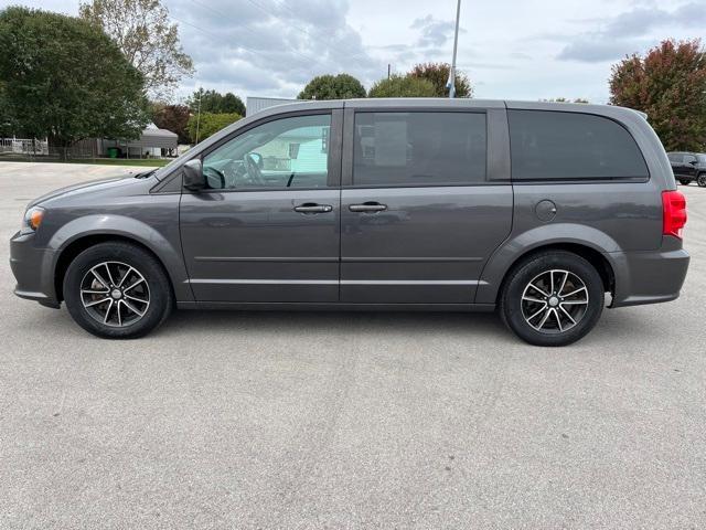 2017 dodge grand caravan se