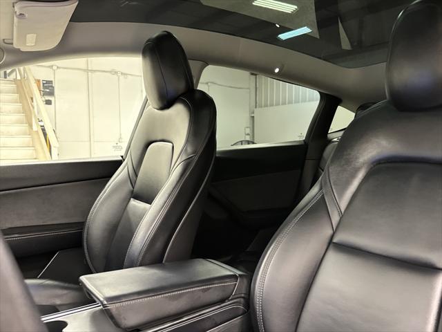 2022 tesla model y performance dual motor all-wheel drive