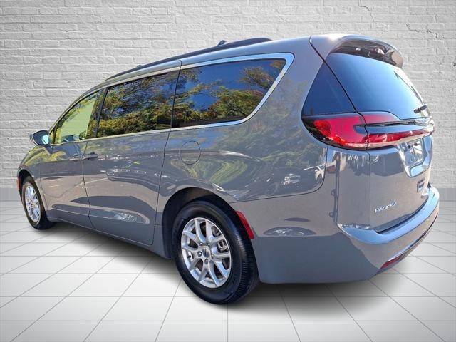 2022 chrysler pacifica touring l