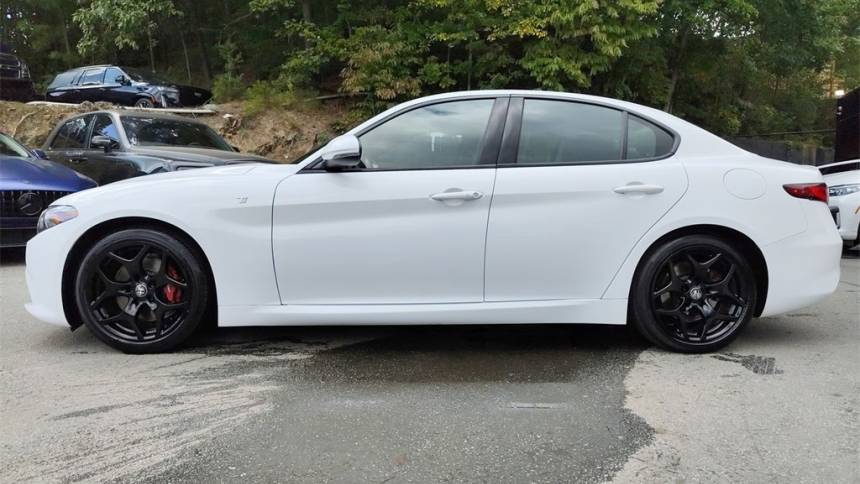 2022 alfa romeo giulia ti