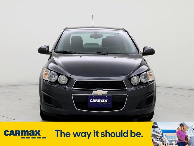 2016 chevrolet sonic lt