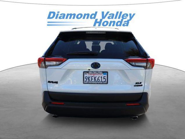 2024 toyota rav4 hybrid xle premium