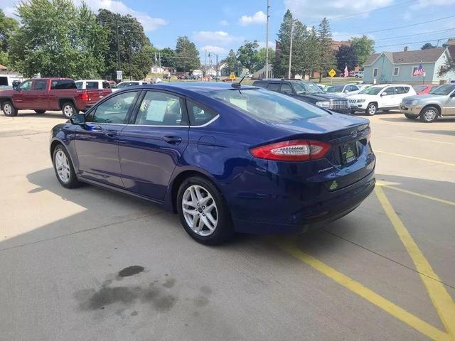 2014 ford fusion se