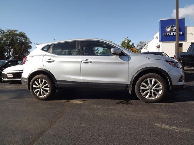 2021 nissan rogue sport s