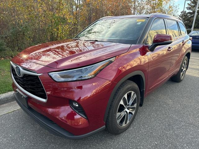2022 toyota highlander hybrid xle