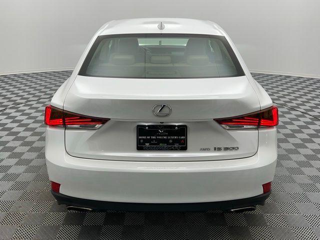 2017 lexus is 300 base