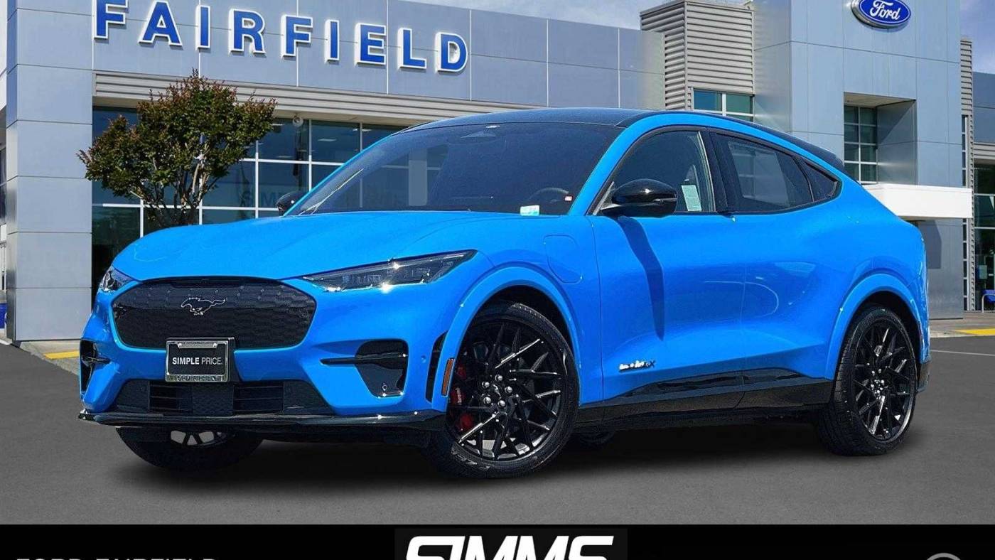 2023 ford mustang mach-e gt