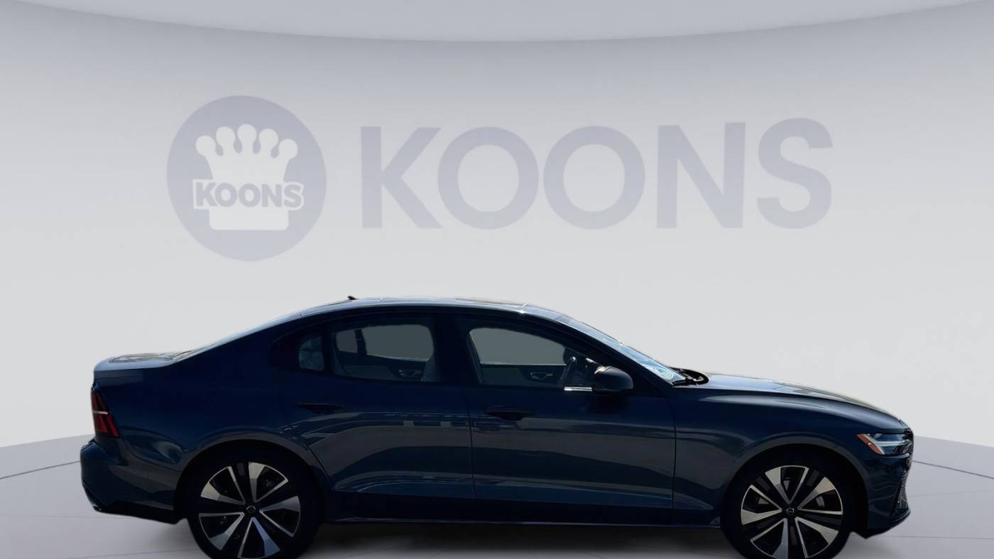 2022 volvo s60 b5 momentum