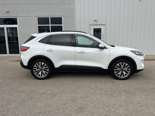 2021 ford escape titanium hybrid