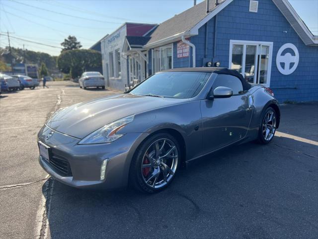 2014 nissan 370z touring