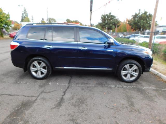 2013 toyota highlander limited