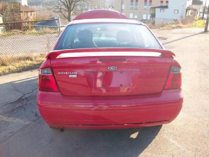2007 ford focus ses -red-79k miles in new castle, pa