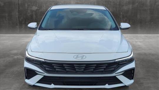 2024 Hyundai Elantra option group 01