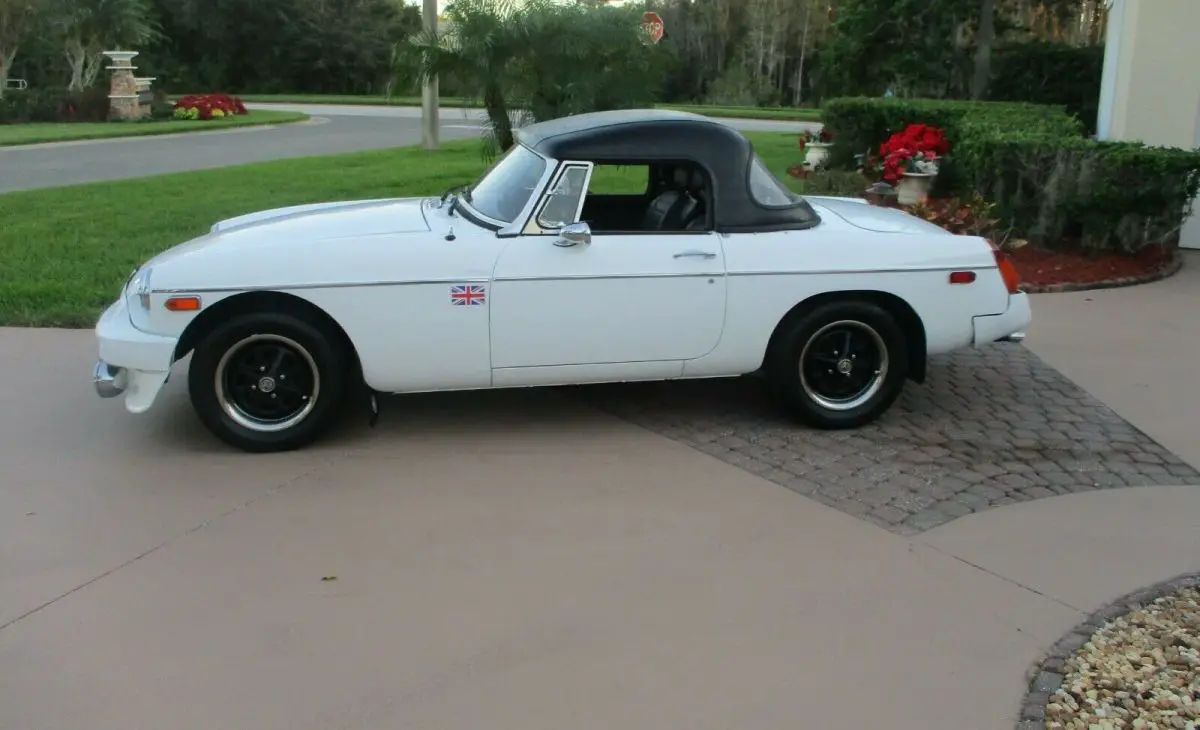 1979 mg mgb roadster gorgeous very rare car ! hard top and soft top must see