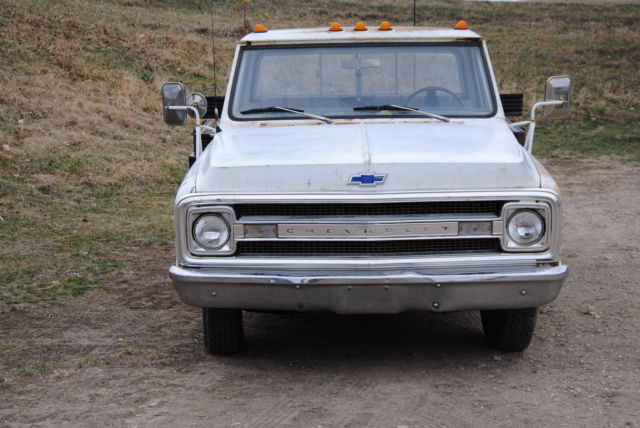 1970 chevrolet 1 ton truck