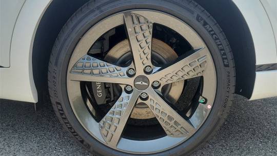 2025 Genesis GV70