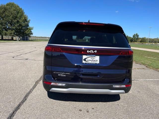 2022 kia carnival lxs