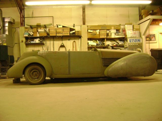 1936 cord 810 custom dual-cowl phaeton