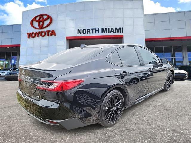 2025 toyota camry se