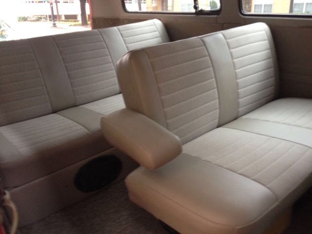 1985 volkswagen bus totally restored
