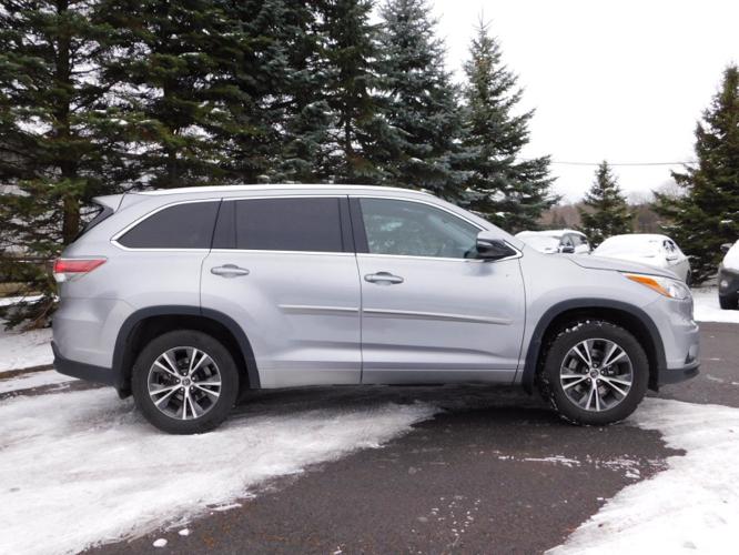 used 2016 toyota highlander xle yorkville, ny 13495 for sale in yorkville, new york