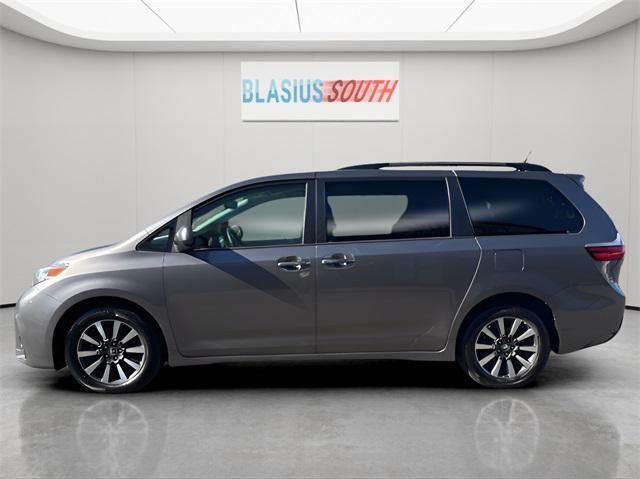 2020 toyota sienna xle premium