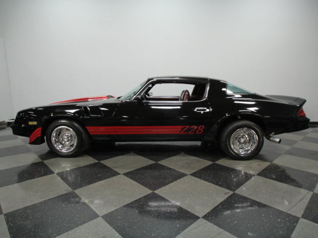 383 stroker v8, 4 speed, pwr steer/front discs/windows, t-tops, a/c, great sound