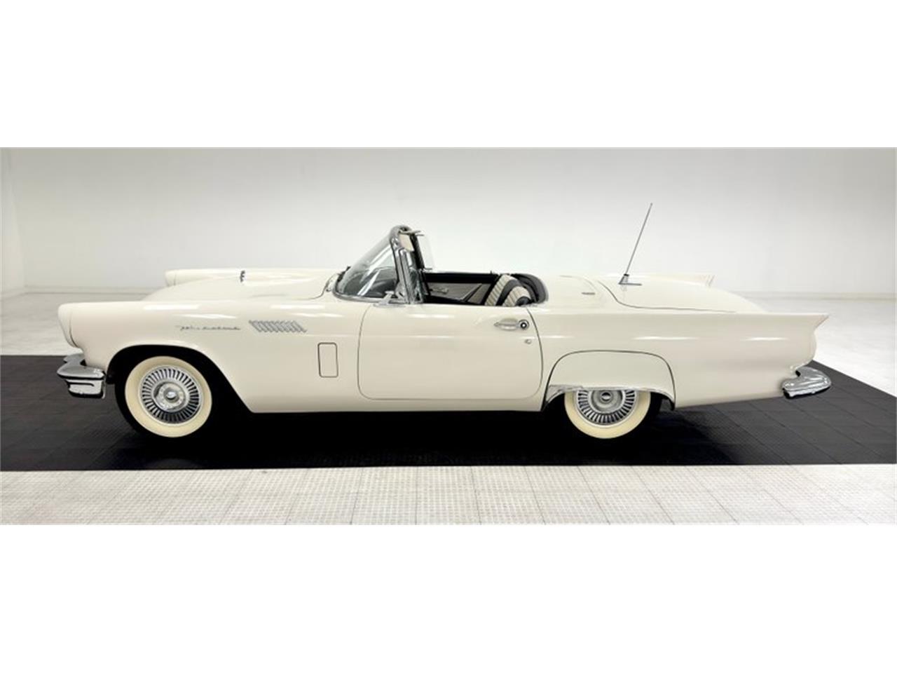 1957 ford thunderbird