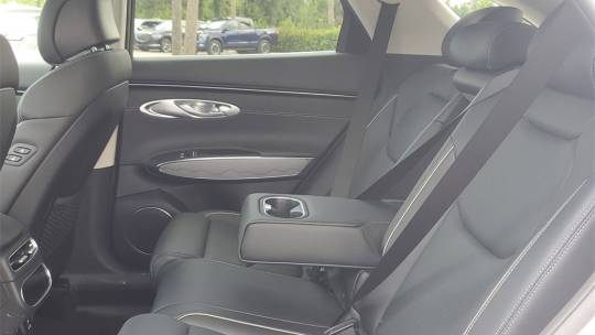2025 Genesis GV70