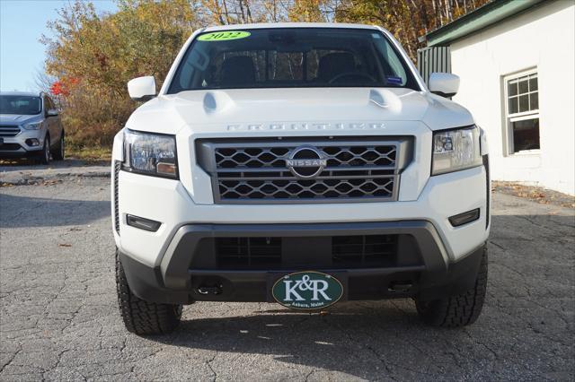 2022 nissan frontier sv