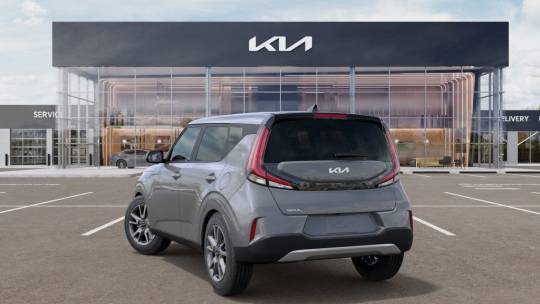 2024 Kia se