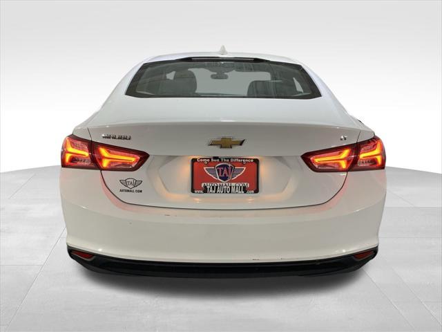 2022 chevrolet malibu fwd lt
