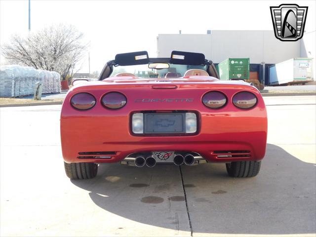 2004 chevrolet corvette base