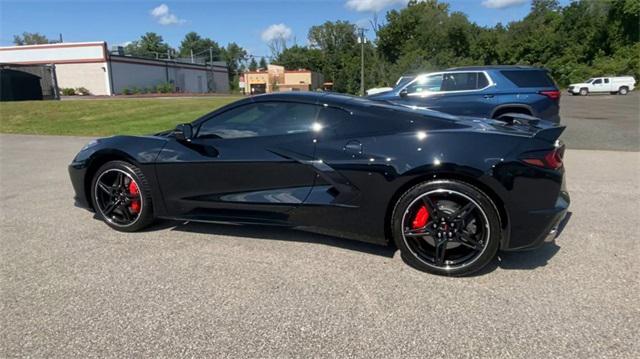 2024 chevrolet corvette stingray w/2lt