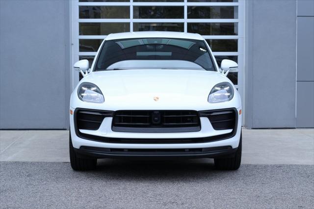 2024 porsche macan base