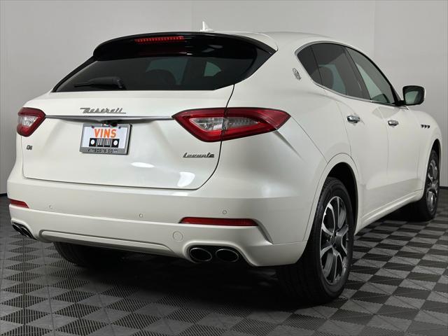 2019 maserati levante base