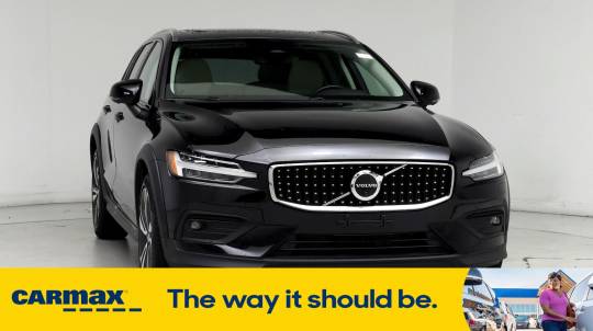 2024 Volvo V60 Cross Country