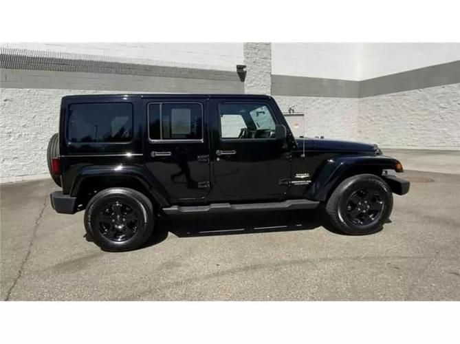 2011 jeep wrangler unlimited sahara sport utility 4d in everett, washington
