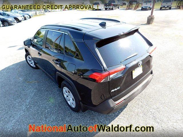 2021 toyota rav4 le