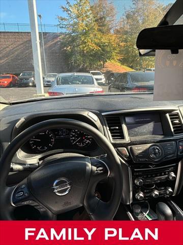2019 nissan pathfinder s