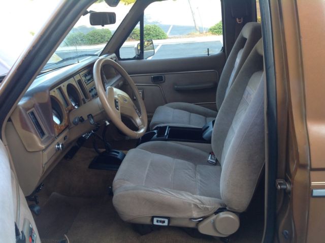 1986 ford bronco ii base sport utility 2-door 2.9l / watch video / low reserve