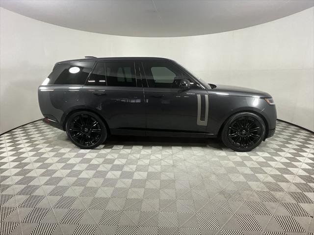 2023 land rover range rover p530 se