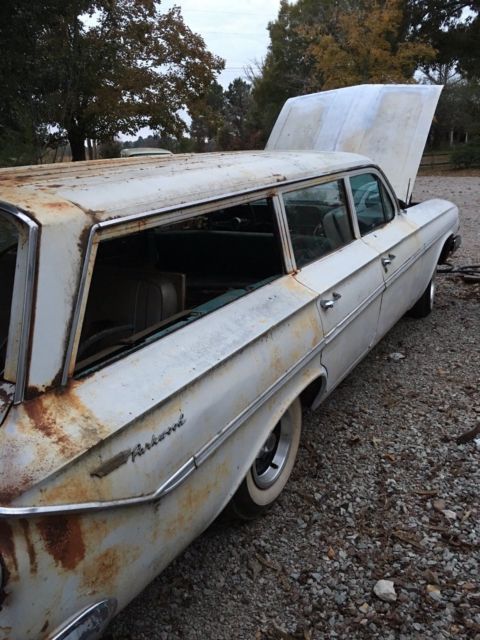 1961 chevrolet bel air wagon parkwood / hard to find / rear facing seat