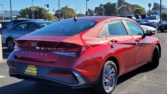 2024 Hyundai Elantra