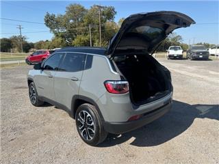 2024 Jeep Compass limited
