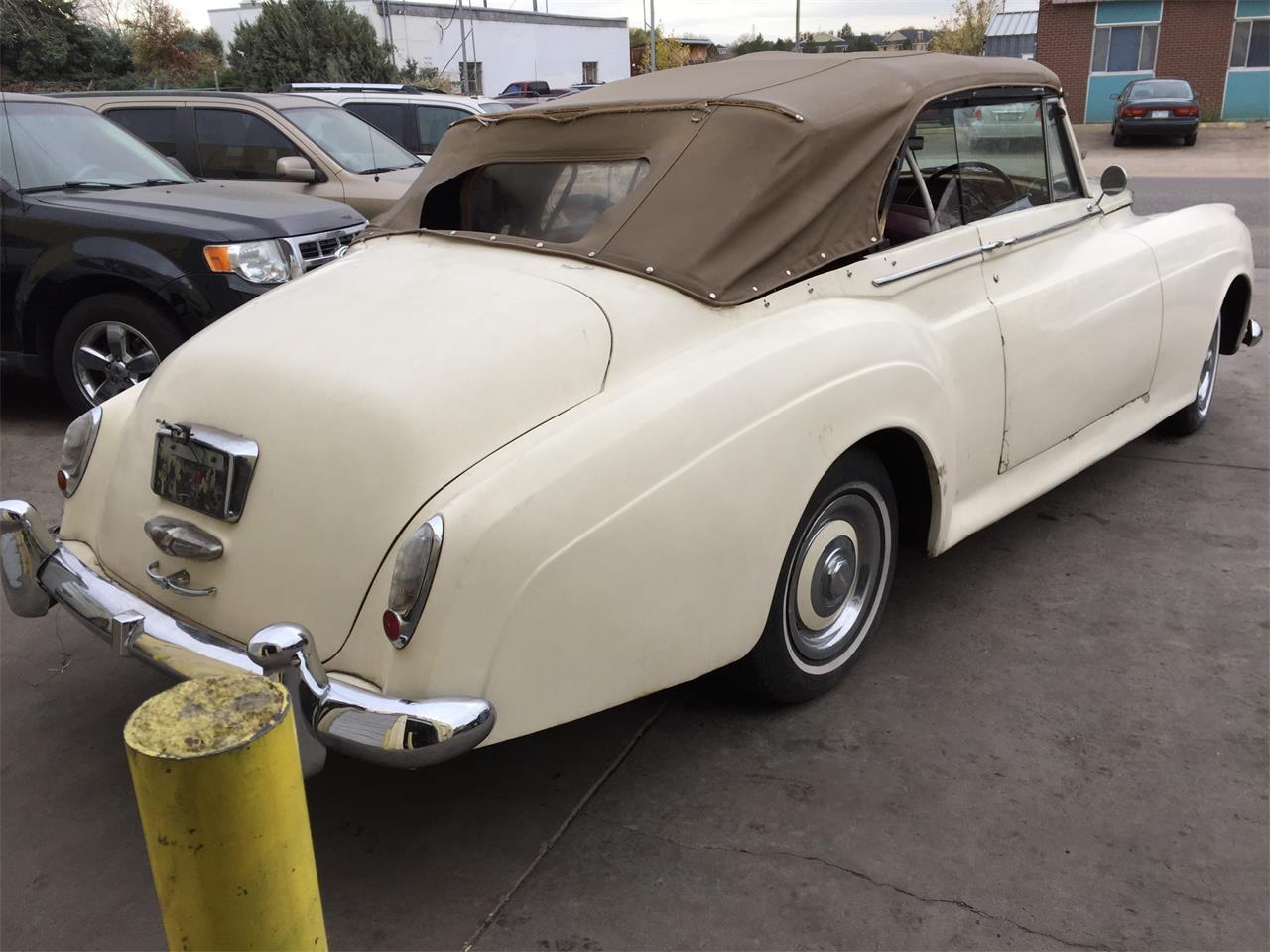 rolls-royce silver cloud