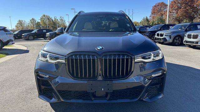 2021 bmw x7 m50i