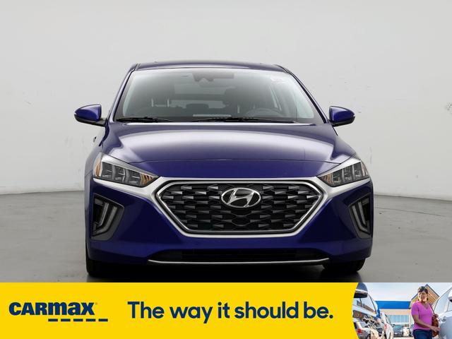 2022 hyundai ioniq hybrid sel