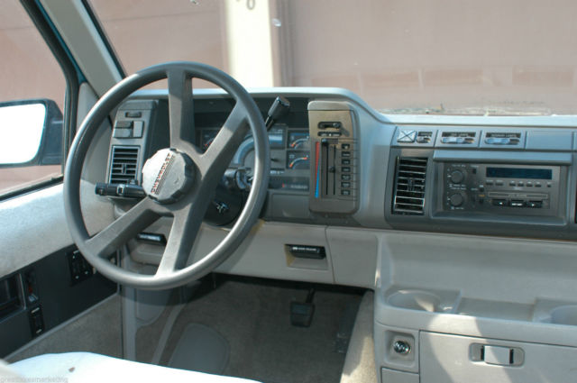 1992 chevrolet astro luxury touring